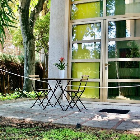 Buenretirope - Confortevoli Appartamentini Con Giardino Pescara Exteriör bild