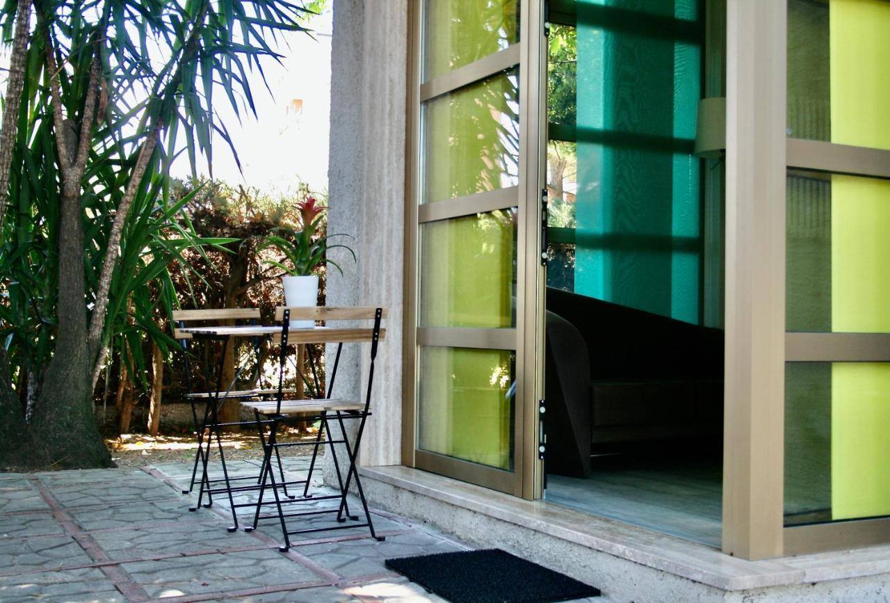 Buenretirope - Confortevoli Appartamentini Con Giardino Pescara Exteriör bild