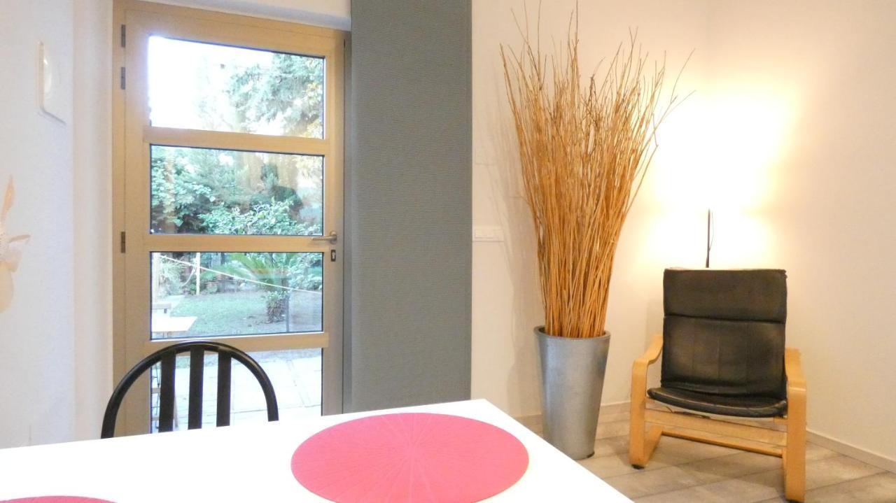 Buenretirope - Confortevoli Appartamentini Con Giardino Pescara Exteriör bild