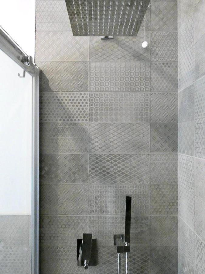 Buenretirope - Confortevoli Appartamentini Con Giardino Pescara Exteriör bild