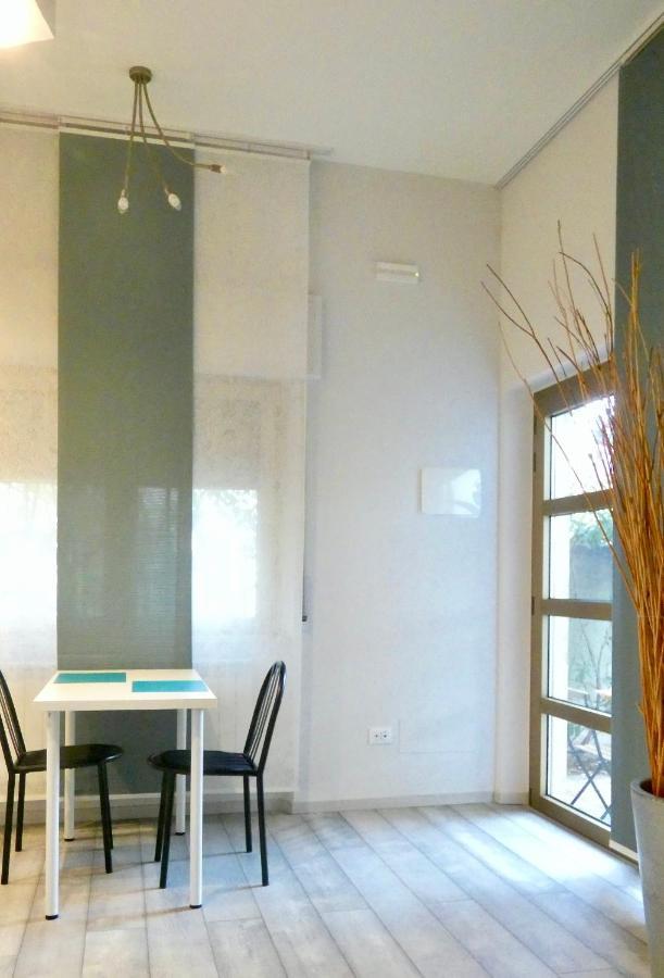 Buenretirope - Confortevoli Appartamentini Con Giardino Pescara Exteriör bild