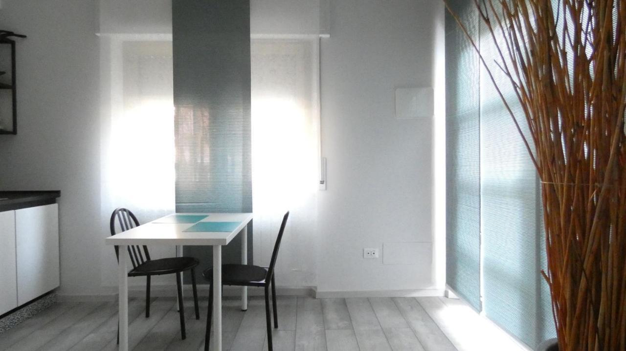 Buenretirope - Confortevoli Appartamentini Con Giardino Pescara Exteriör bild